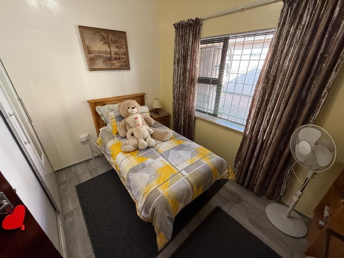 Photo of 4 Bedroom house for sale in Witpoortjie, Roodepoort
