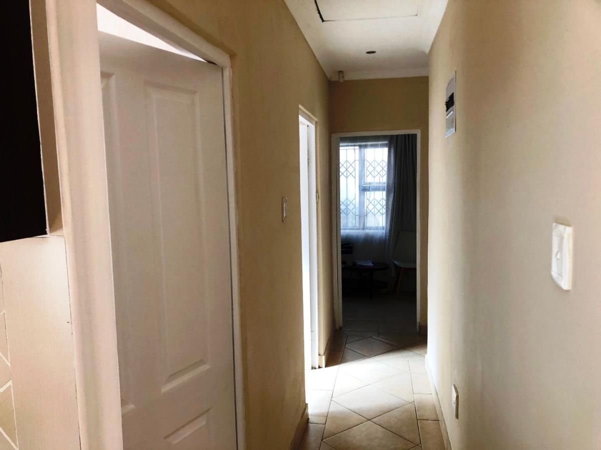 Photo 9 of 24