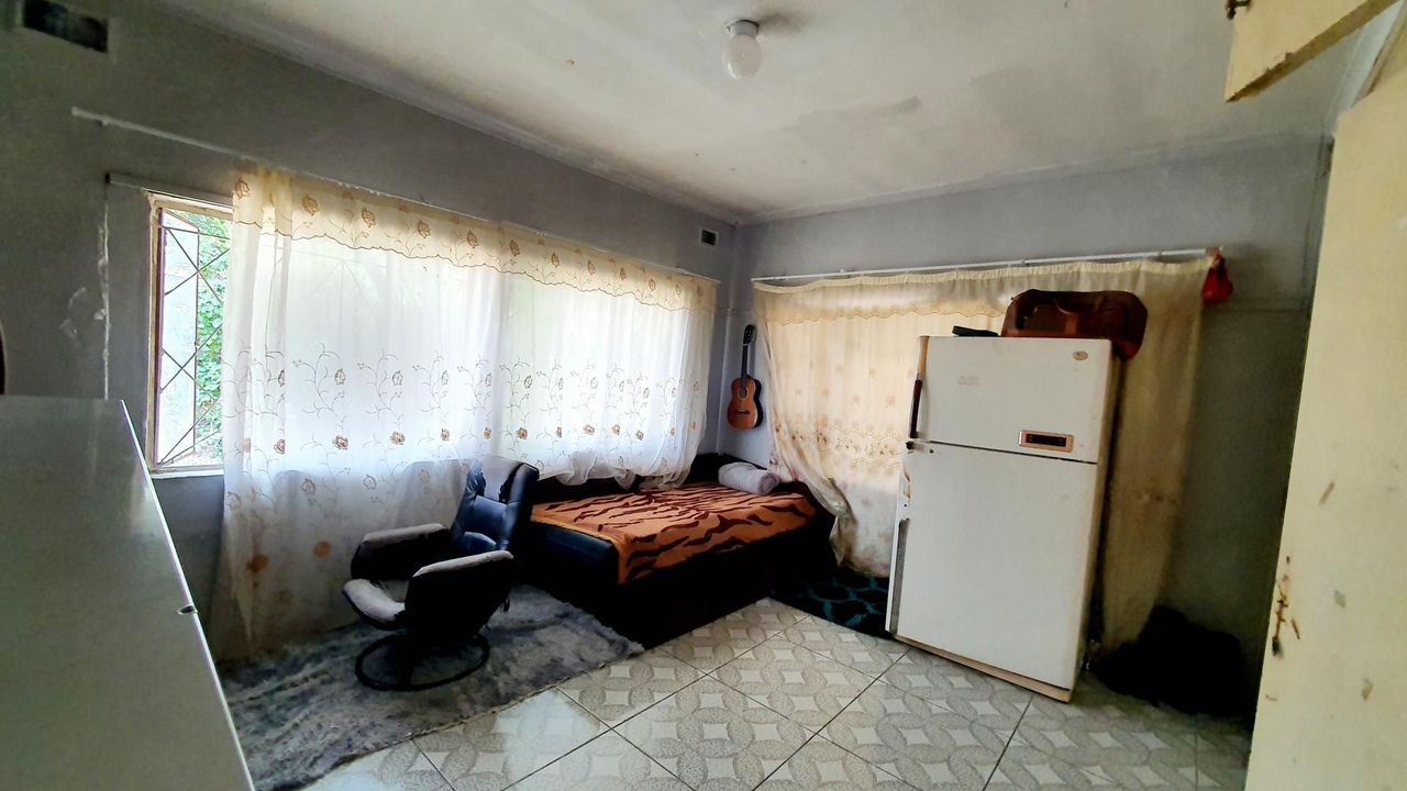 Photo 20 of 25