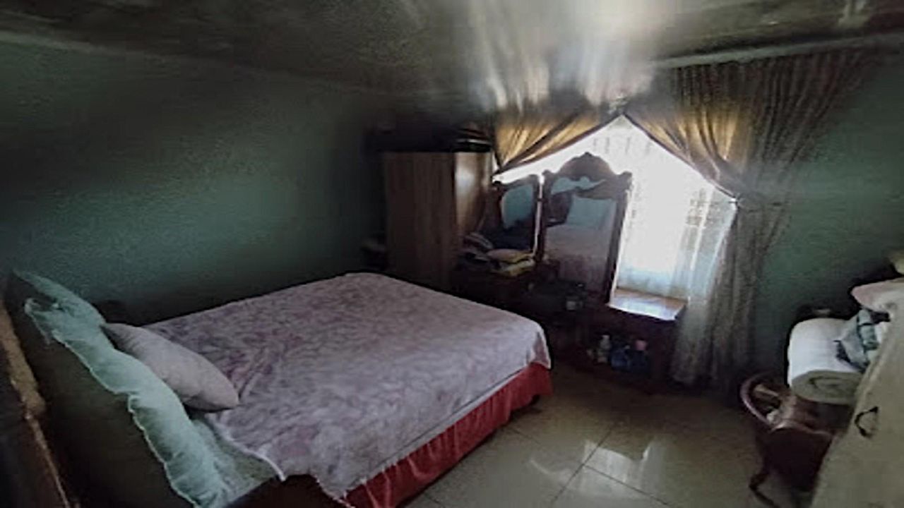 Photo 10 of 13