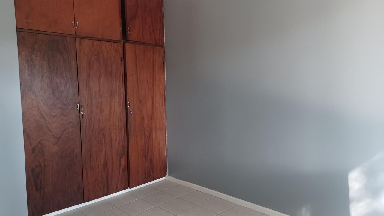 Photo 8 of 12