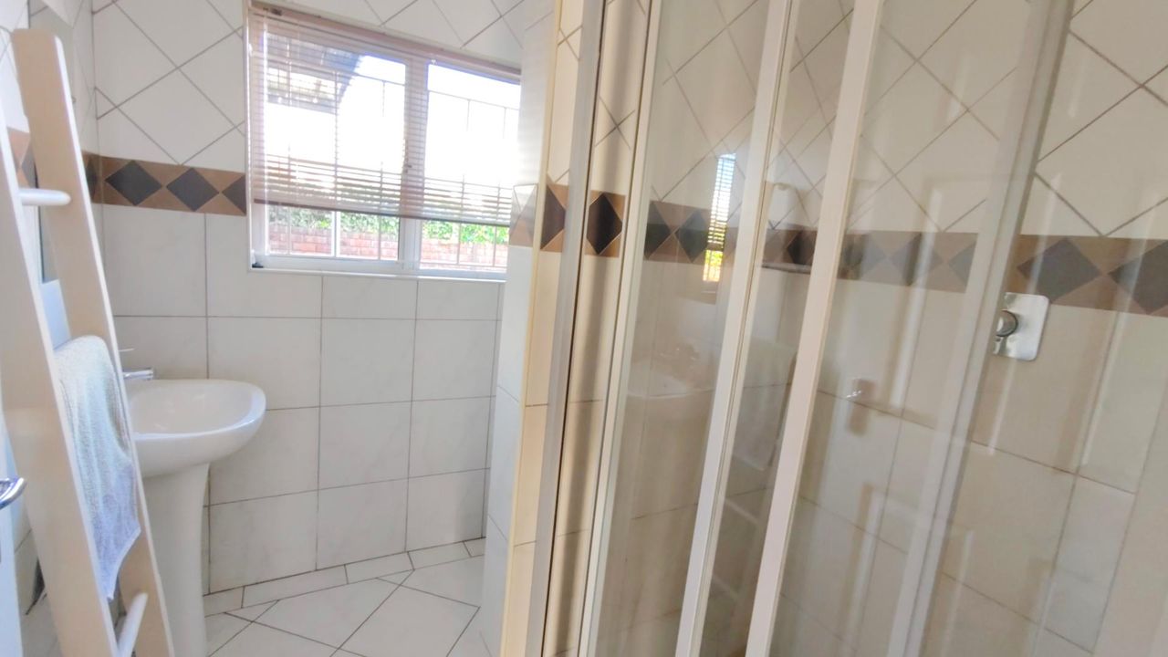 Photo of 3 Bedroom duet for sale in Fichardt Park, Bloemfontein