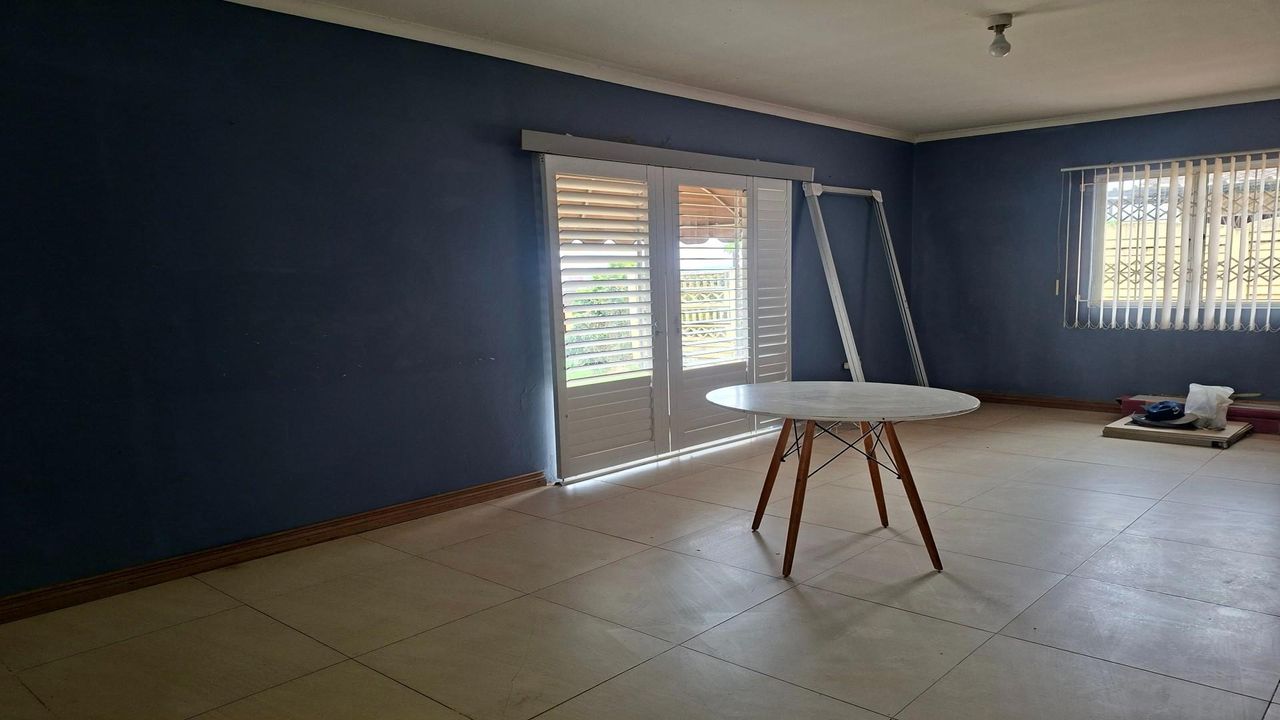 Photo 9 of 22
