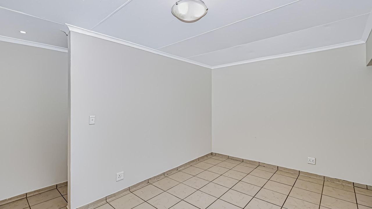 Photo 43 of 62