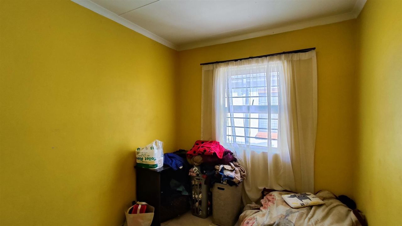 Photo 16 of 20