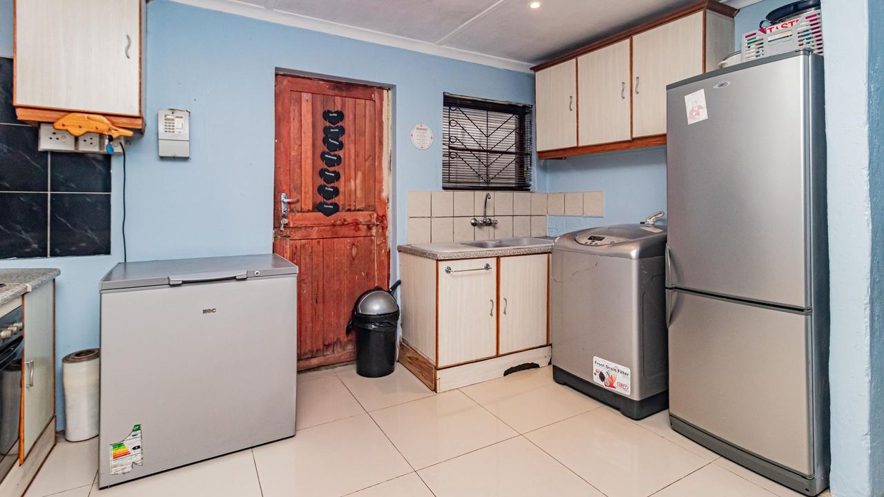 Photo of 3 Bedroom house for sale in Voorbrug, Delft
