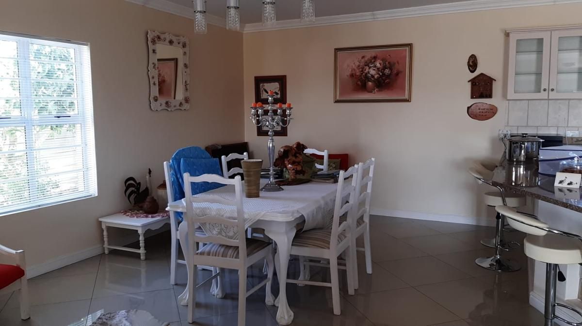 Photo 10 of 41