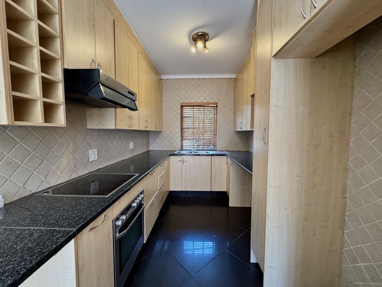 Photo 2 of 24