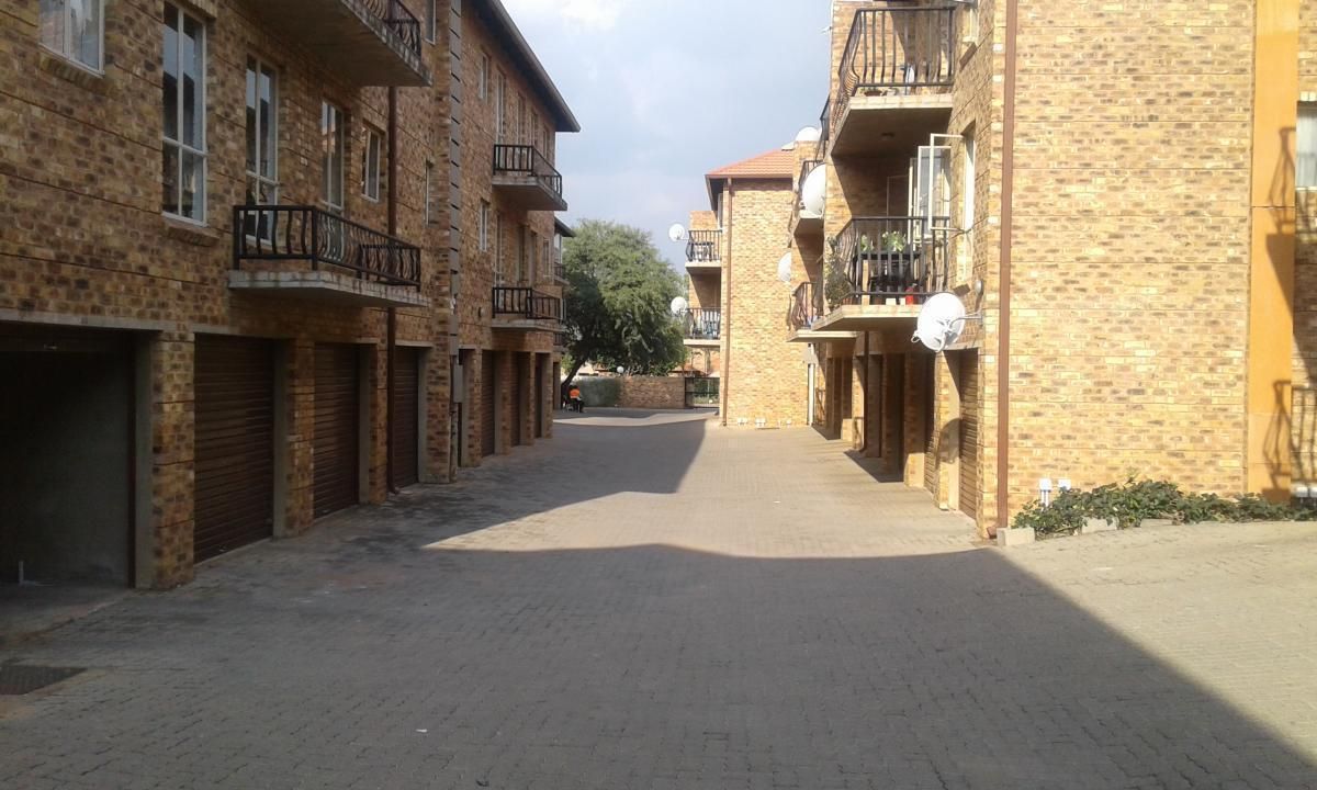 Photo 8 of 10