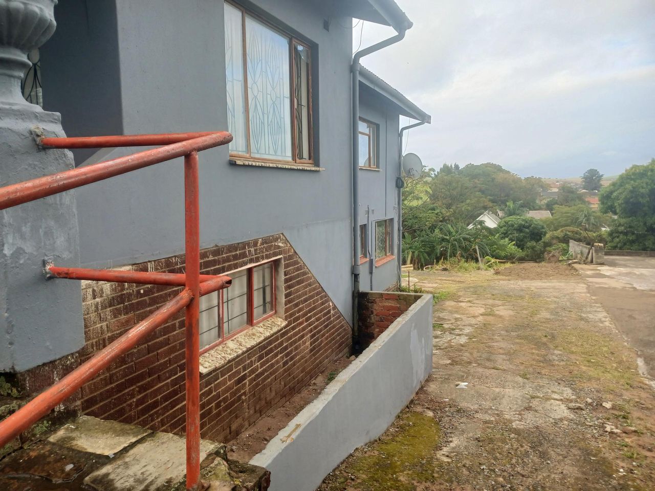 Photo 6 of 24