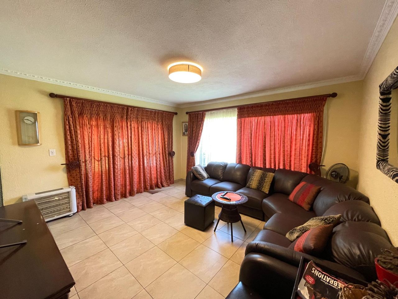 Photo 13 of 27