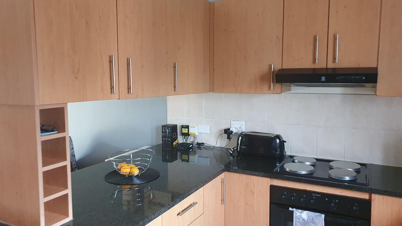 Photo 16 of 38