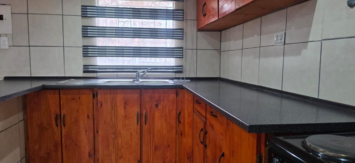 Photo of 1 Bedroom flat to rent in Secunda