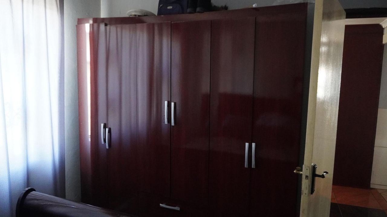 Photo 6 of 21