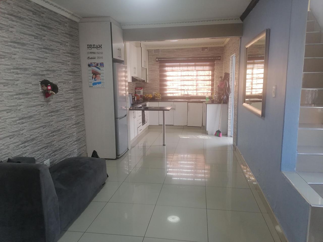 Photo 2 of 10