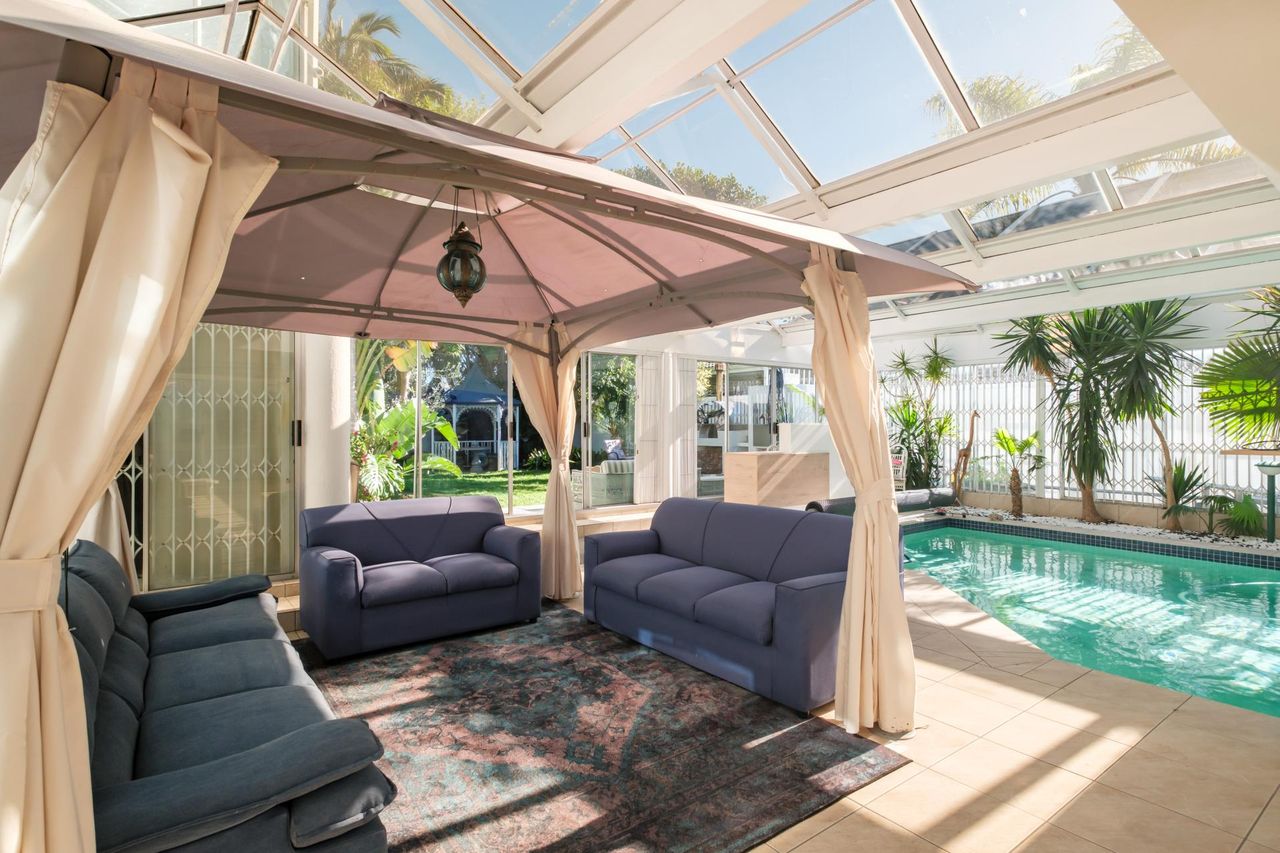 Photo 24 of 59