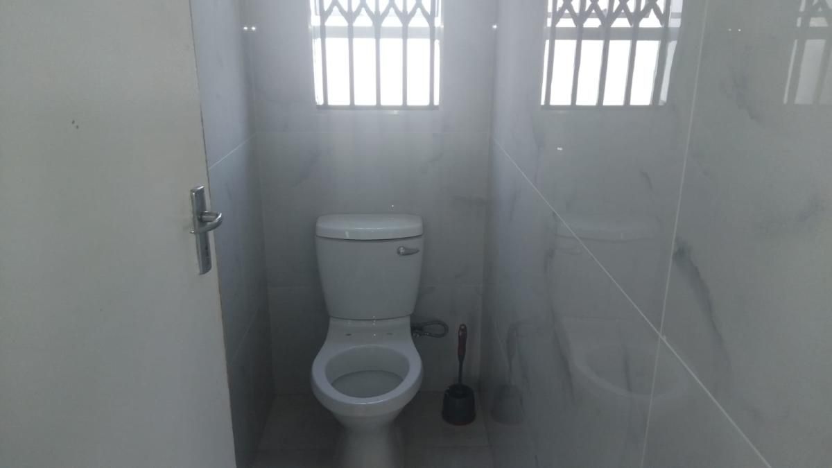 Photo 20 of 21