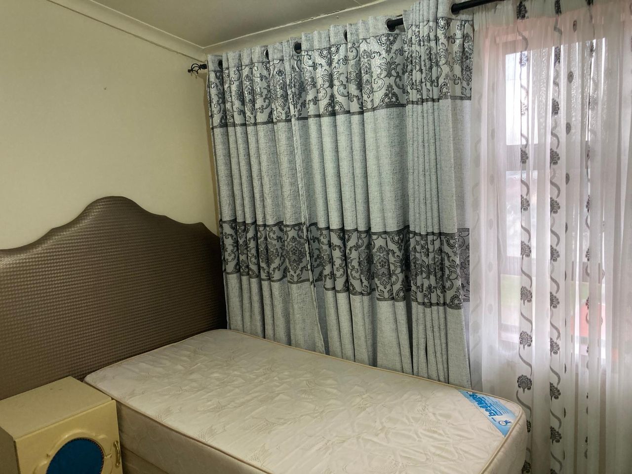 Photo 16 of 20