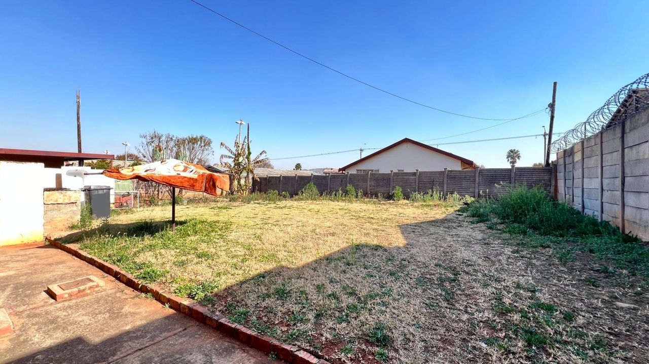 Photo of 8 Bedroom house for sale in Danville, Pretoria