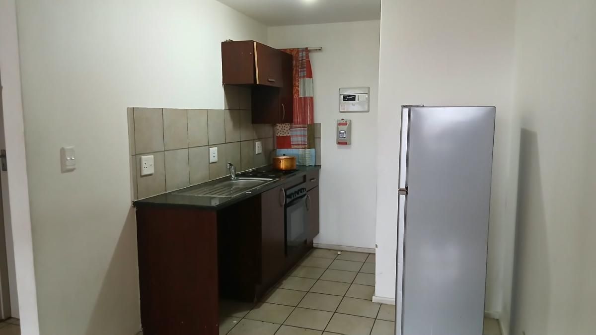 Photo 8 of 58