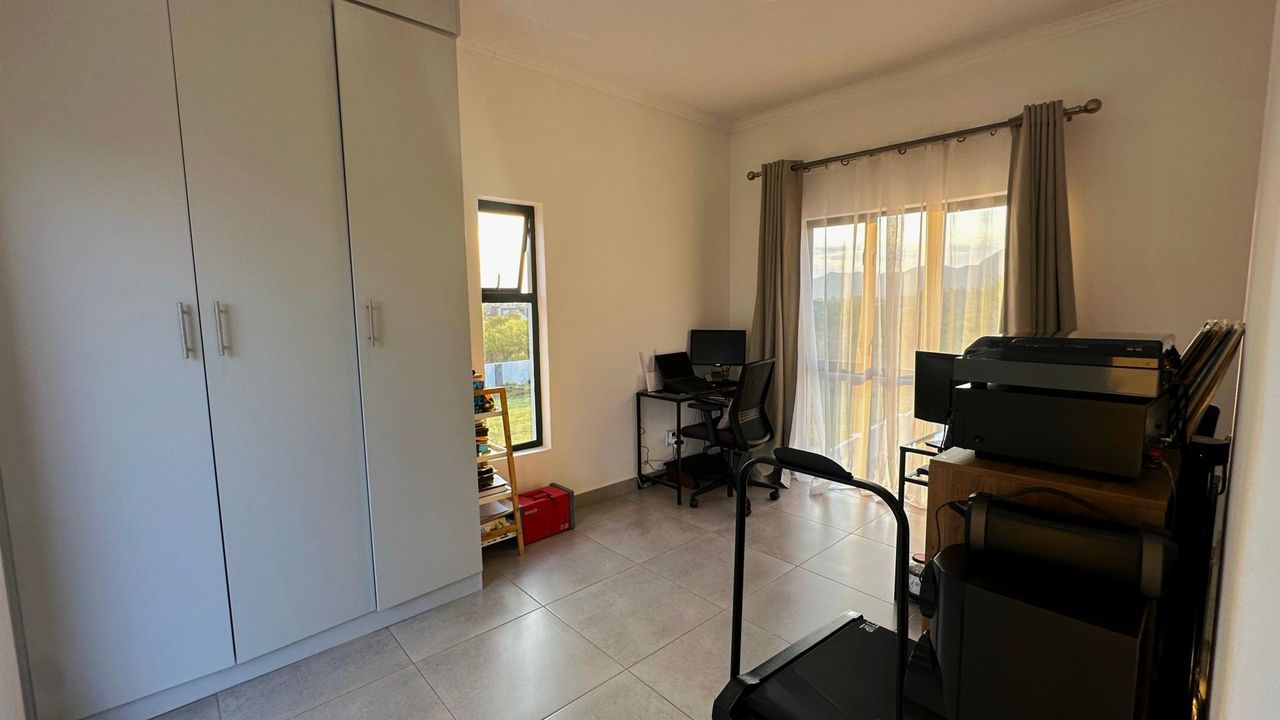 Photo 20 of 22