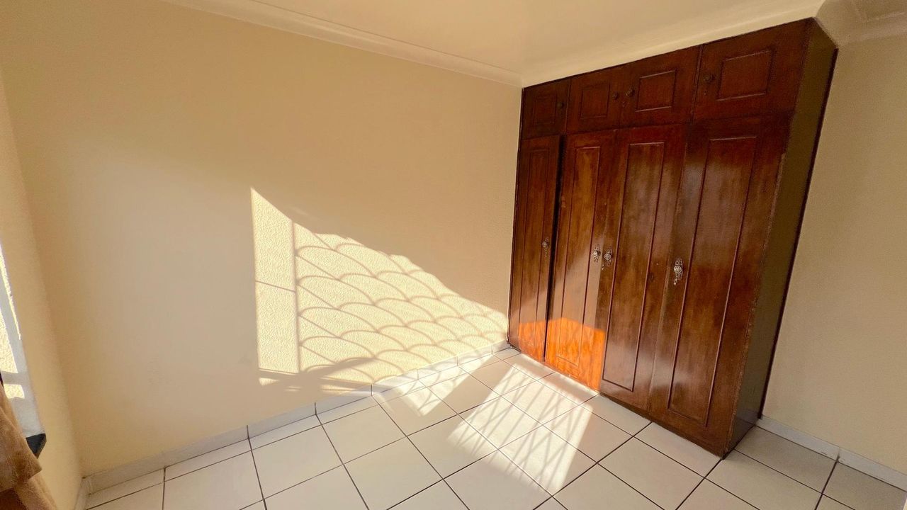 Photo 15 of 26