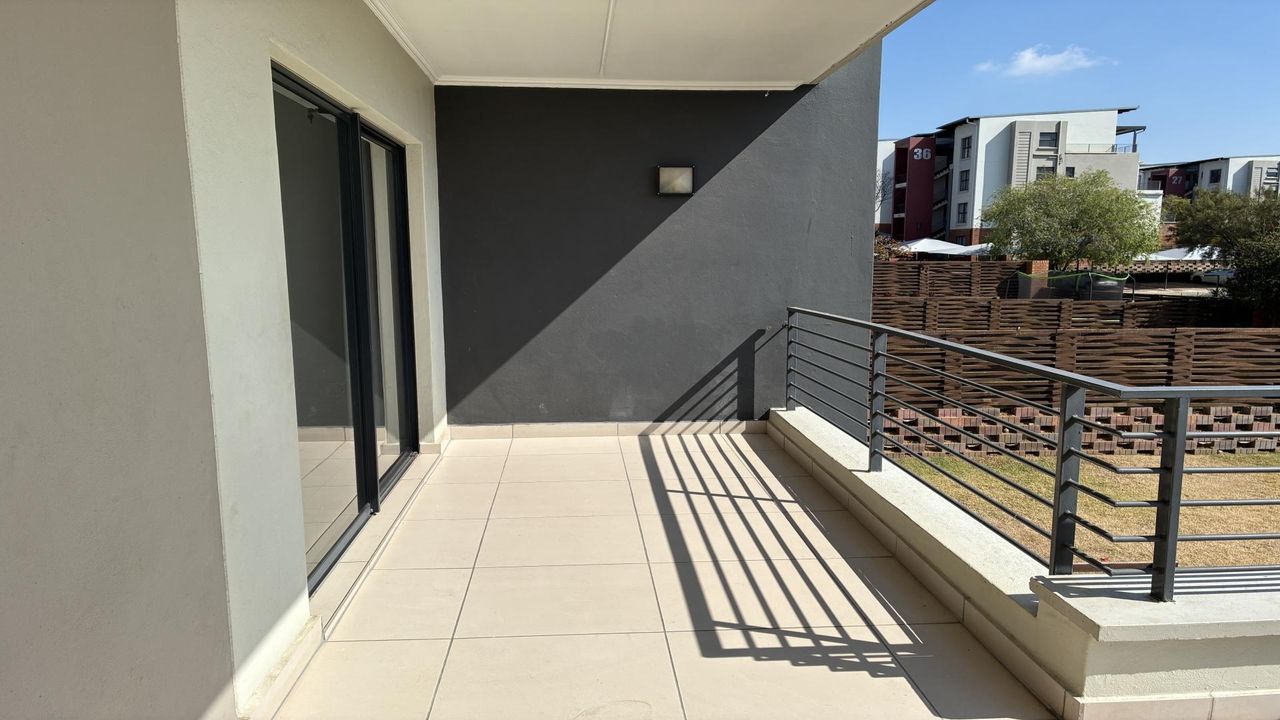 Photo 15 of 23