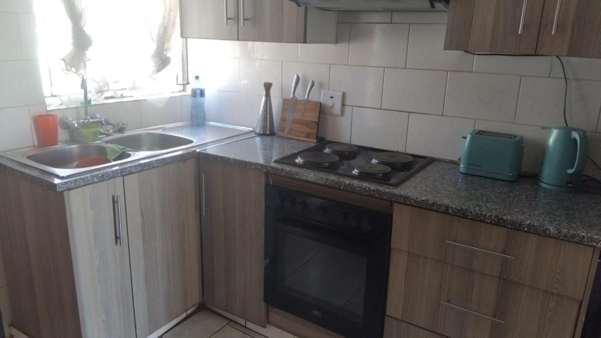 Photo 10 of 23