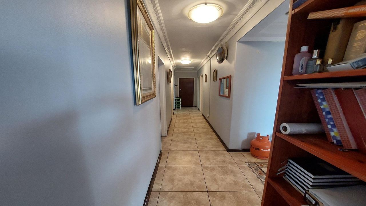 Photo 10 of 38