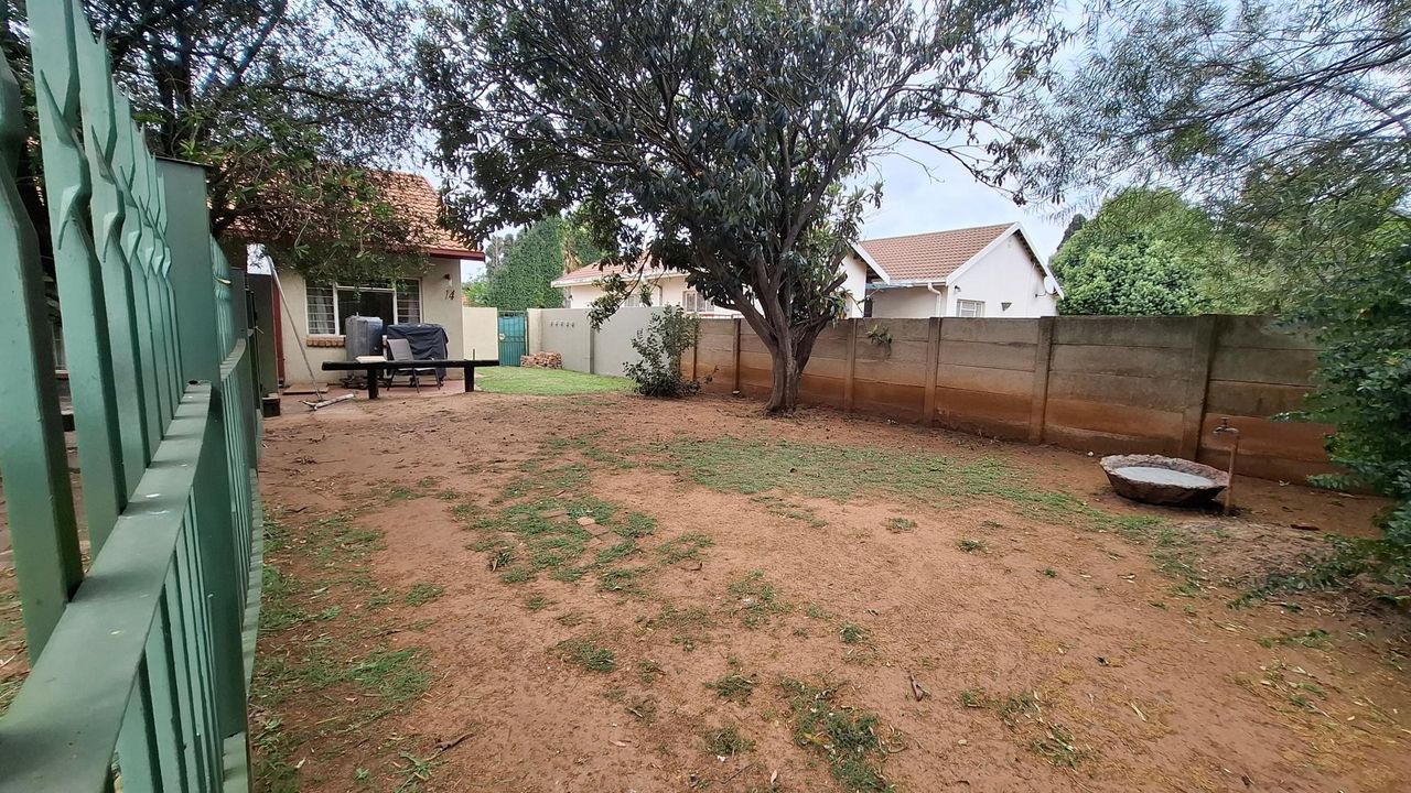 Photo 38 of 39