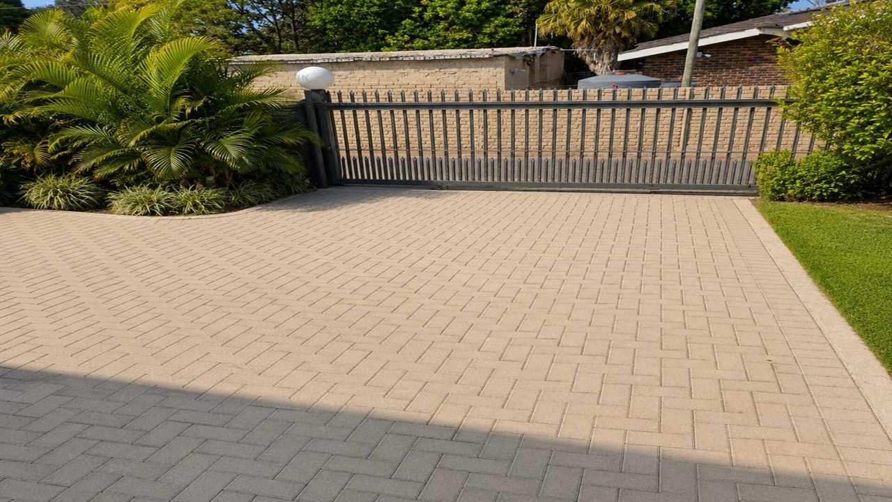 Photo 24 of 25