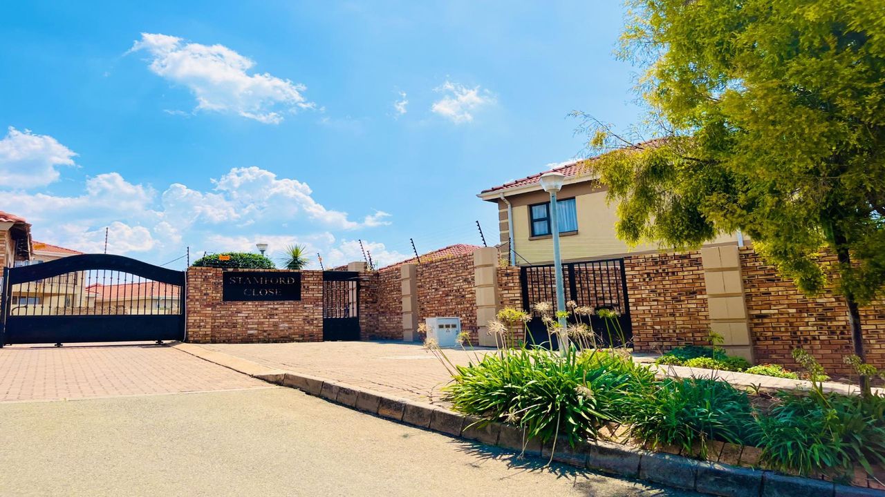 Photo of 4 Bedroom house sold in North Riding AH, Randburg
