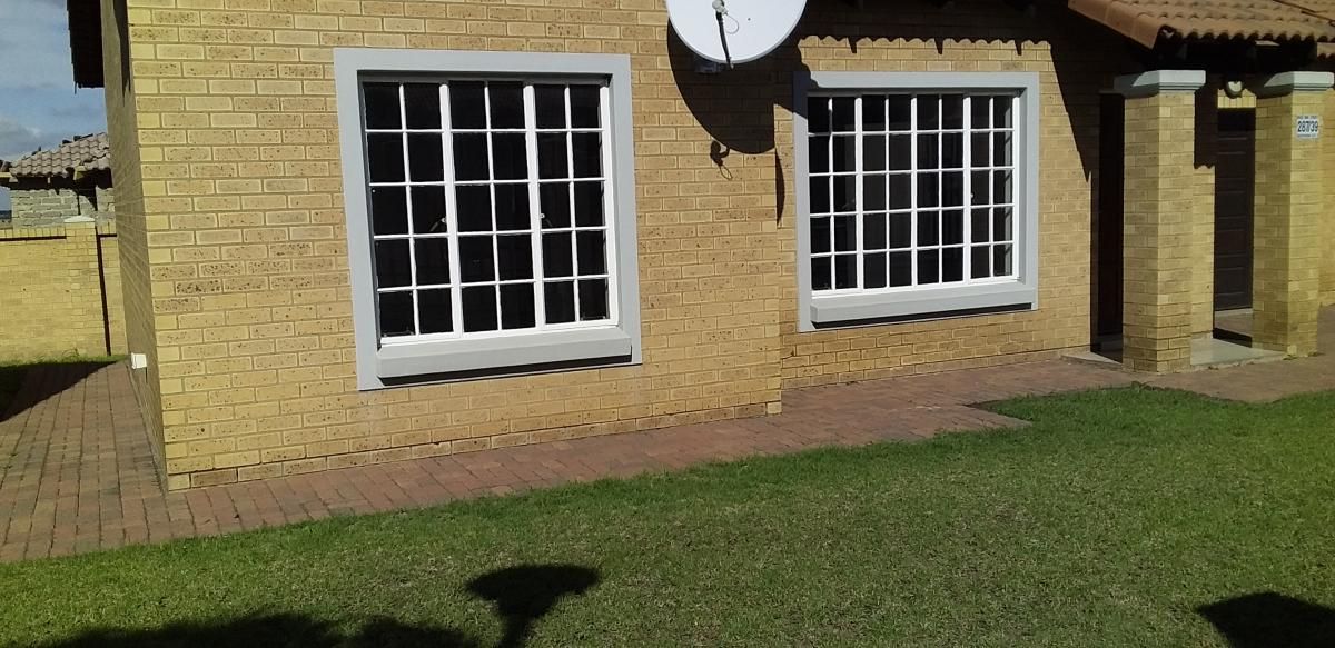 Photo 22 of 25