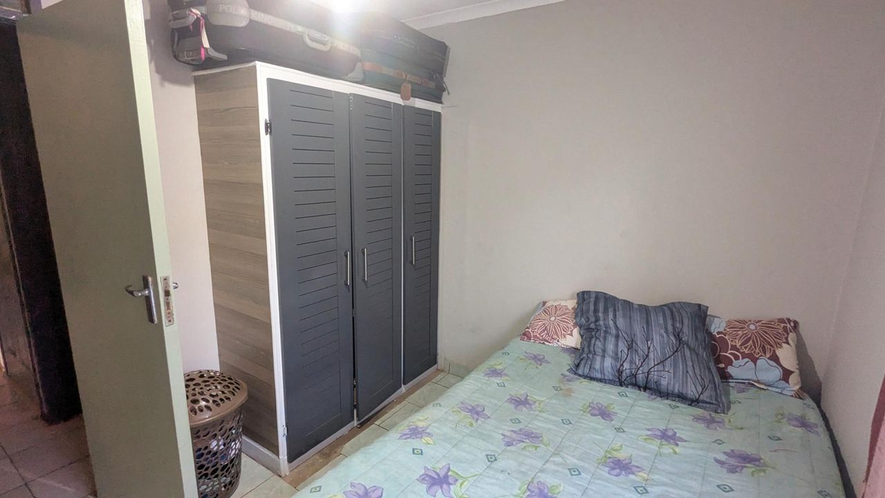 Photo 26 of 29
