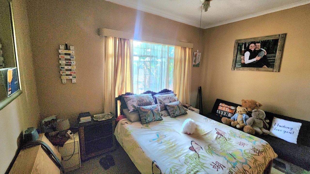 Photo 17 of 26