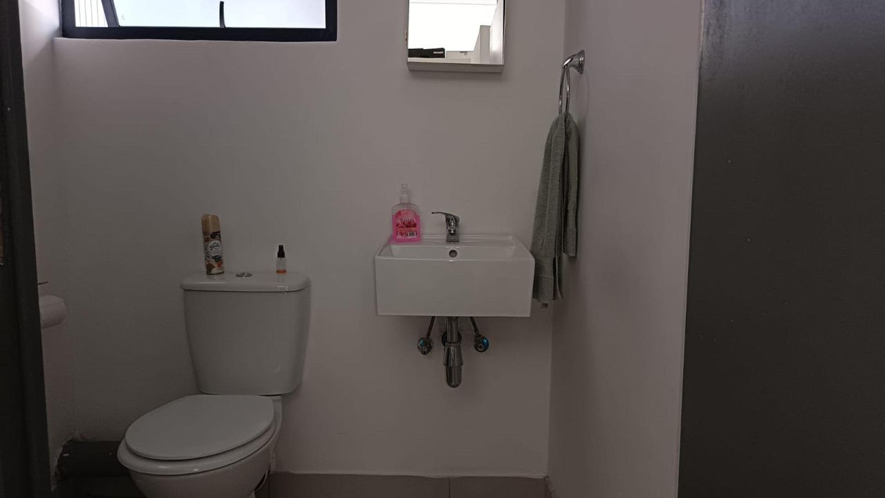 Photo 13 of 15