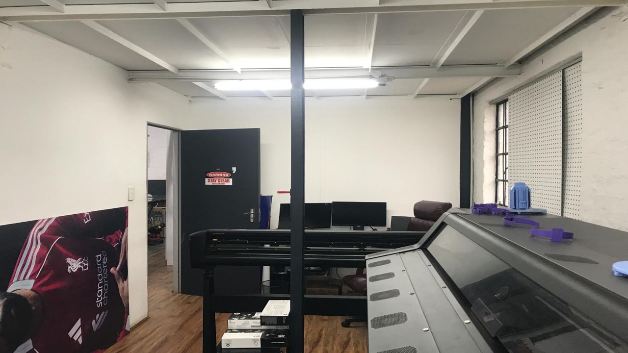 Photo 15 of 18