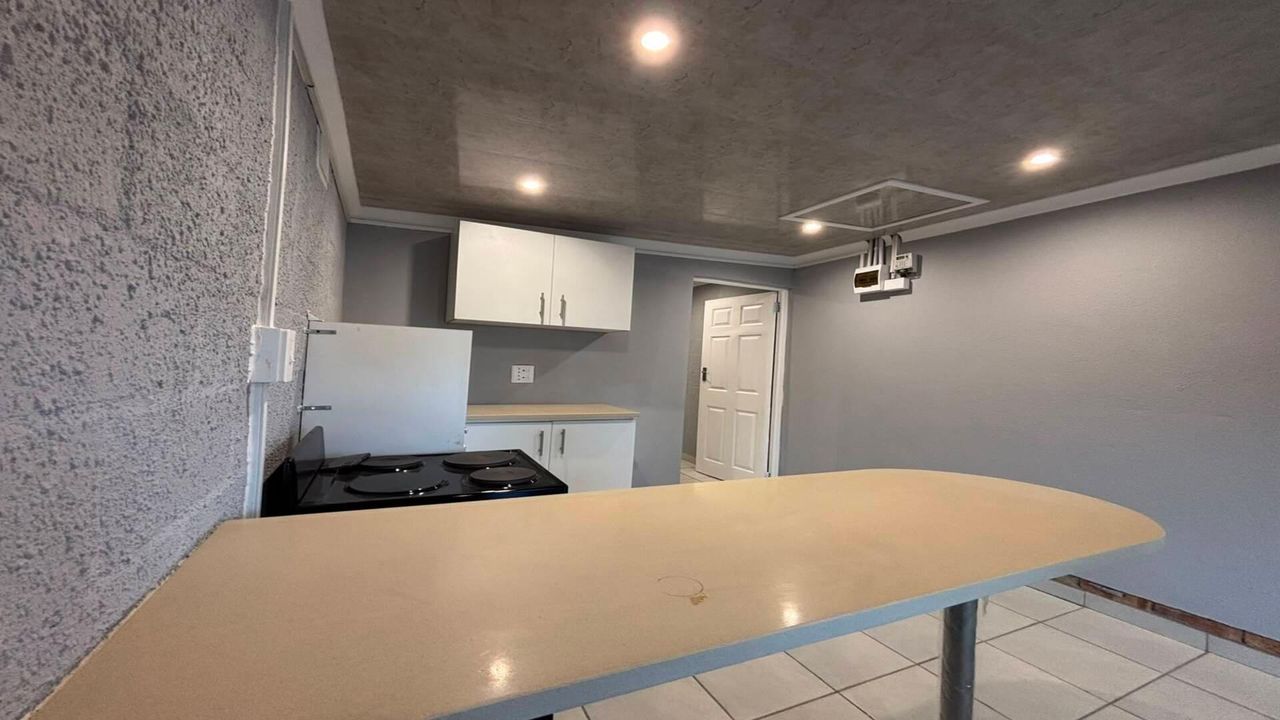 Photo of 1 Bedroom flat to rent in Amandelsig, Kuils River