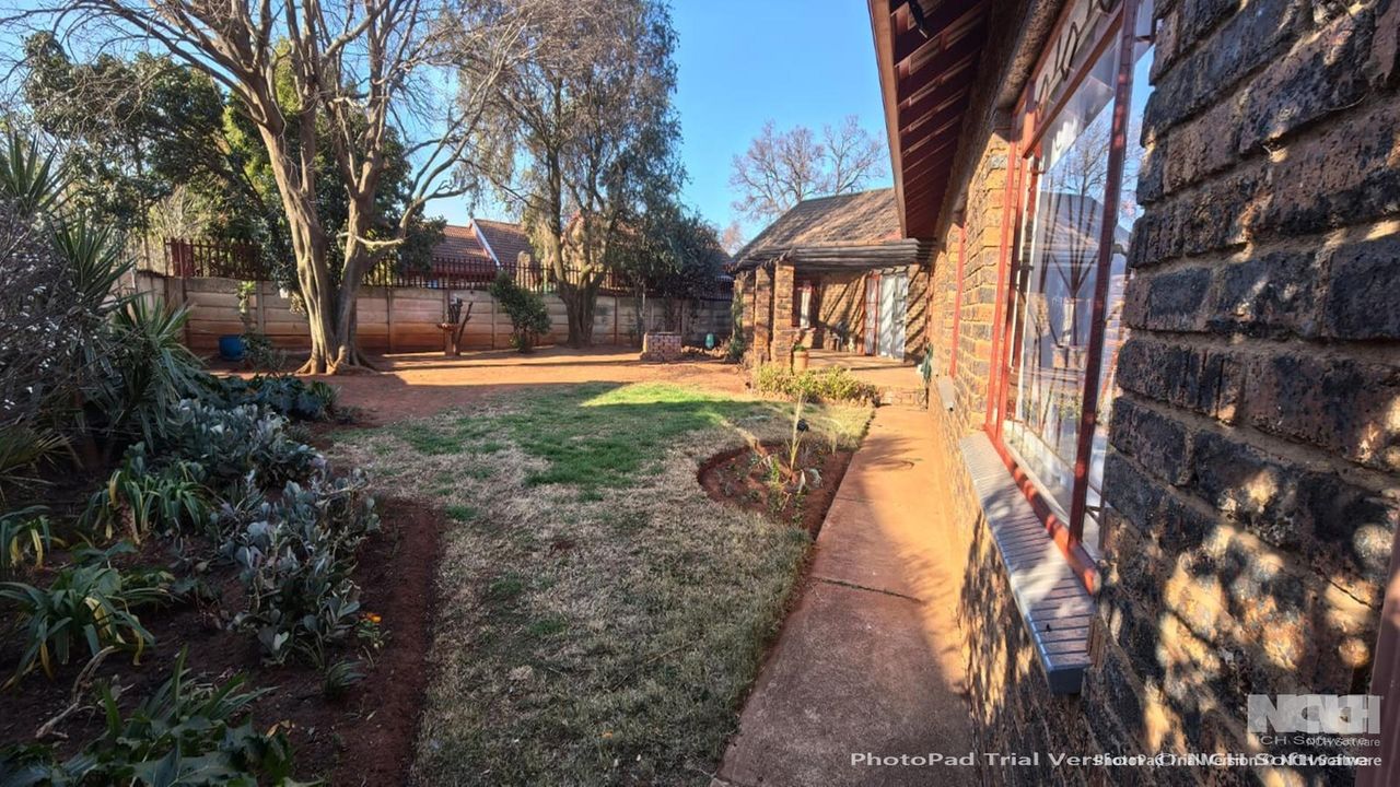 Photo of 4 Bedroom house for sale in Carletonville Central