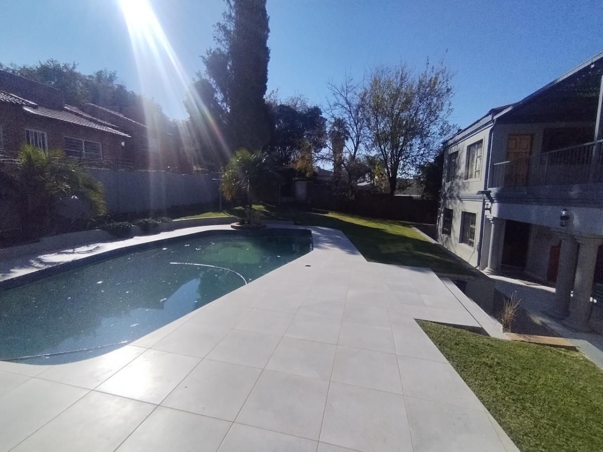 Photo 18 of 18