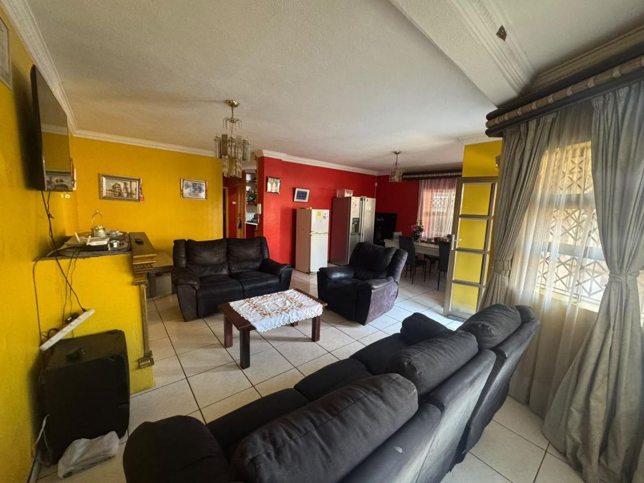 Photo of 6 Bedroom house for sale in Redfern, Phoenix