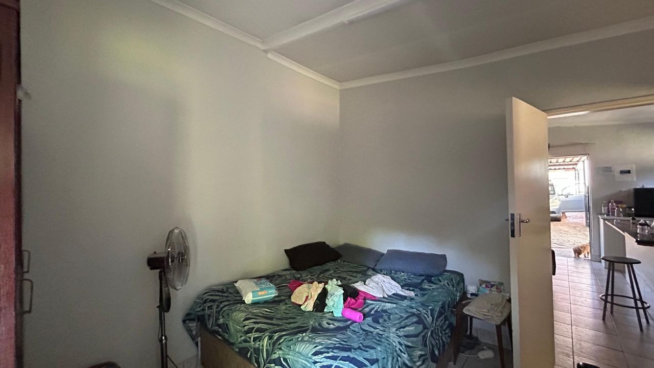 Photo 25 of 31