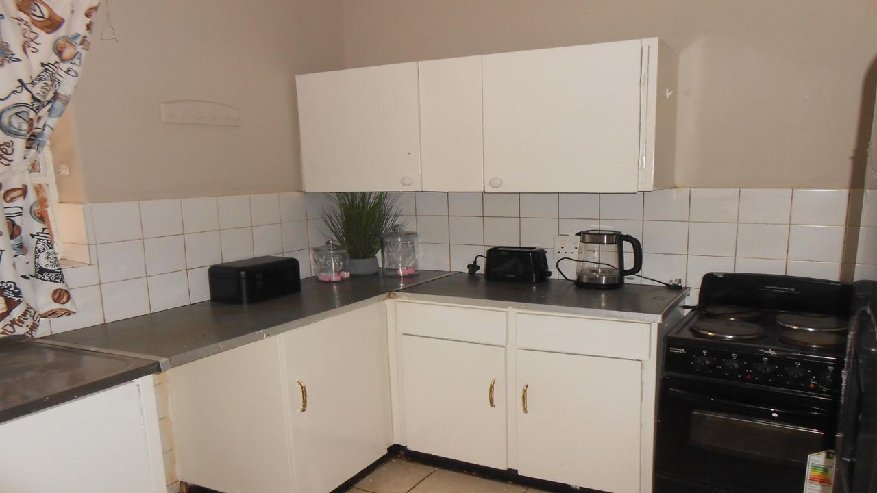 Photo 7 of 22