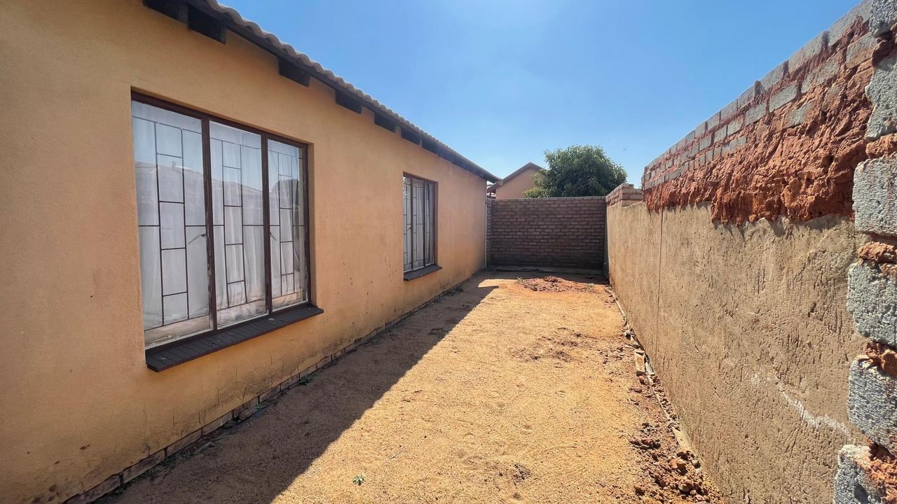 Photo 20 of 21