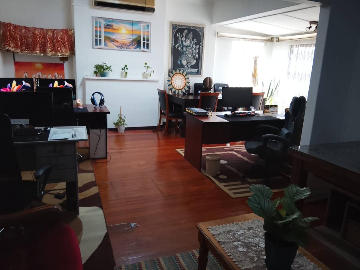 Photo 6 of 10