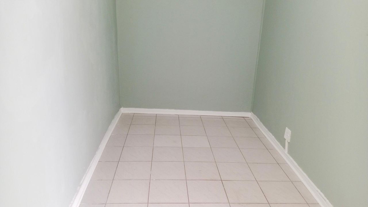 Photo 7 of 15