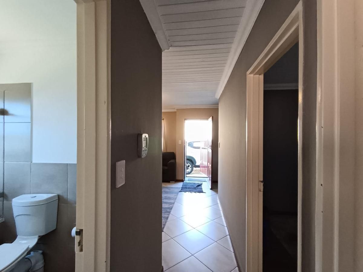 Photo 6 of 10