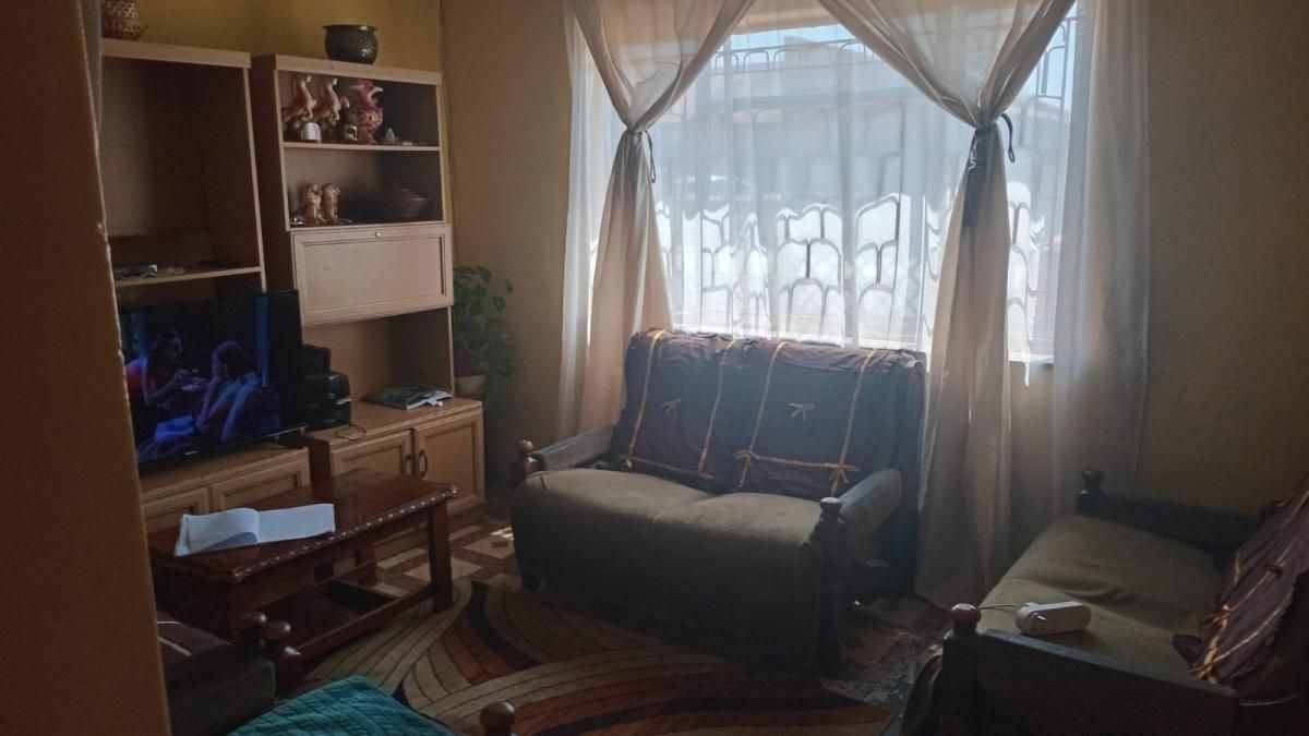Photo 23 of 24
