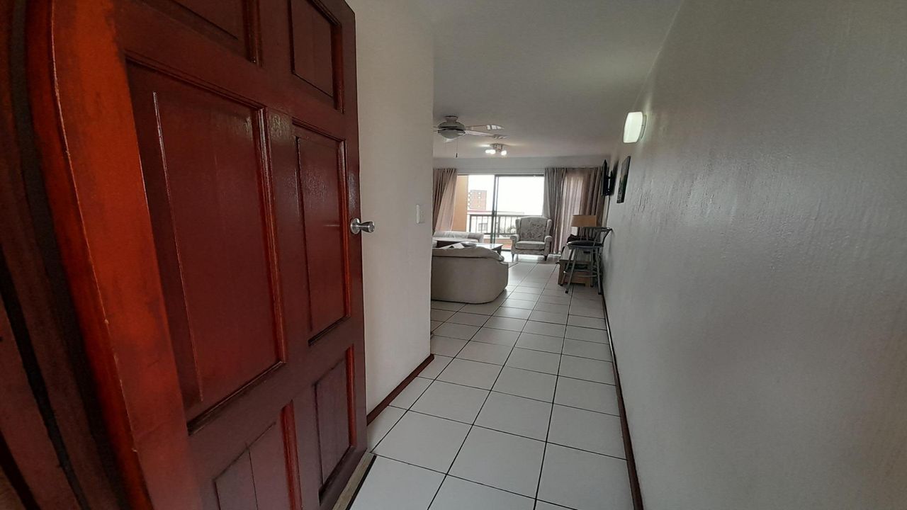 Photo 11 of 22