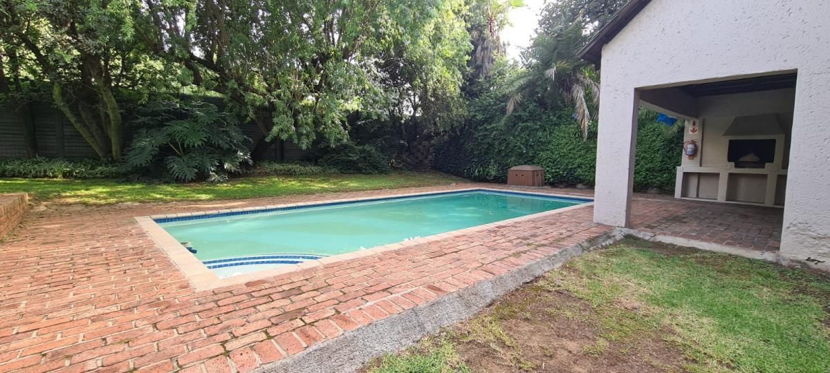 Photo 16 of 16